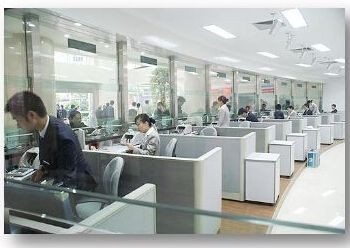 銀行工作圖片.jpg